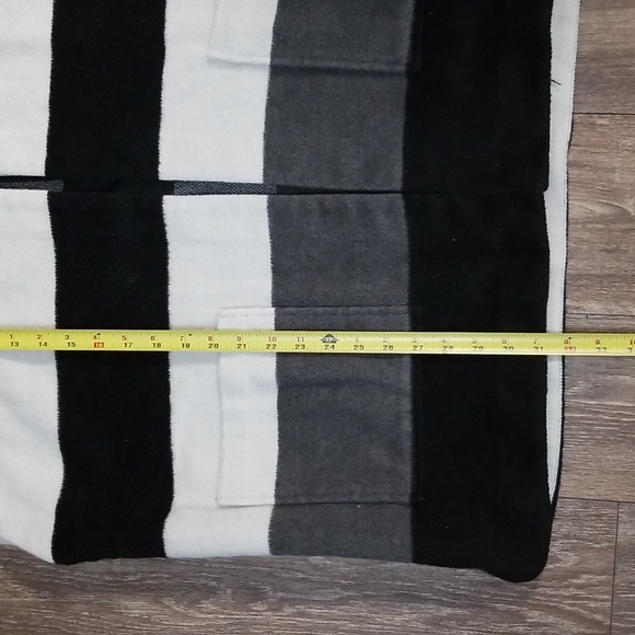 Lucky Brand Boho Striped Blanket Poncho - Picture 5 of 9